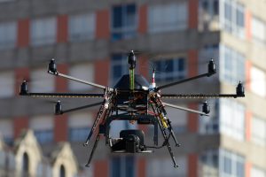 Baustellen-Dokumentation: Entweder mit einer Webcam oder einer Drohne für Luftbilder