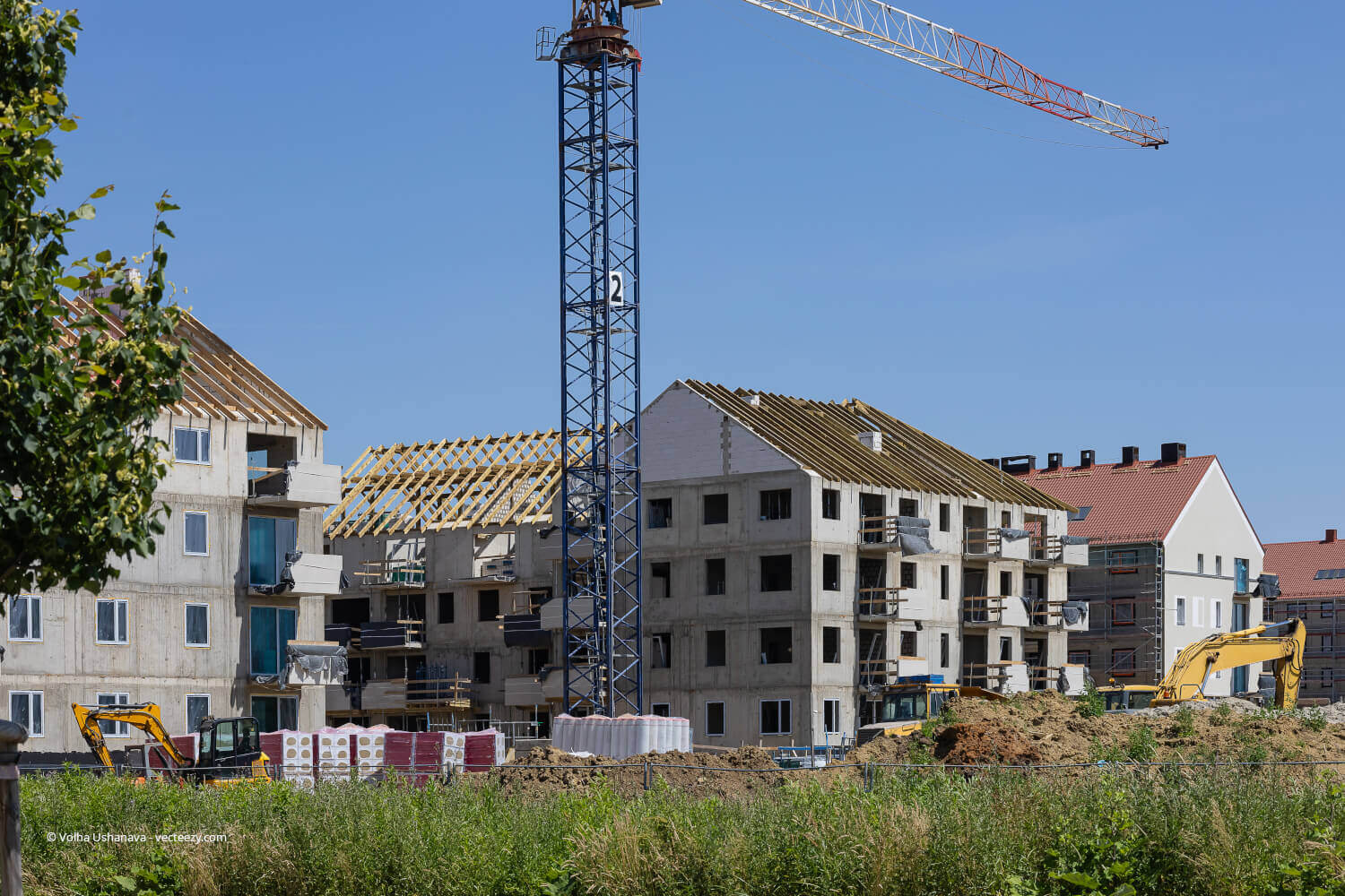 Gleich ob Ein- oder Mehrfamilienhaus - Gebäude bauen ist komplex und braucht eine:n erfahrene:n Bauexpert:inn Gleich ob Ein- oder Mehrfamilienhaus - Gebäude bauen ist komplex und braucht eine:n erfahrene:n Bauexpert:inn